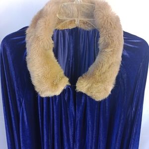 Women's Vintage Purple Velvet Cloak